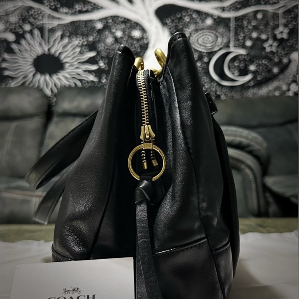 Vintage style Coach Black Leather Shoulder Bag with Gold Accents - Picture 11 of 17